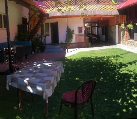 Pensjonat Casa Emilia *